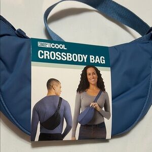32 Degrees Cool Blue Crossbody Bag